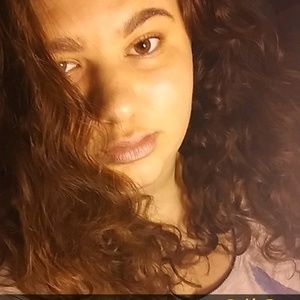 Meet your Posher, Alycia